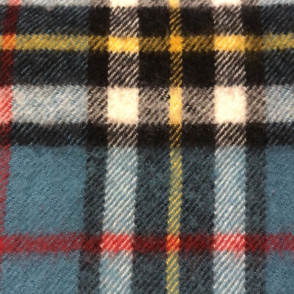 Vintage Highlander by Lochcarron Tartan Scarf - Picture 3 of 9